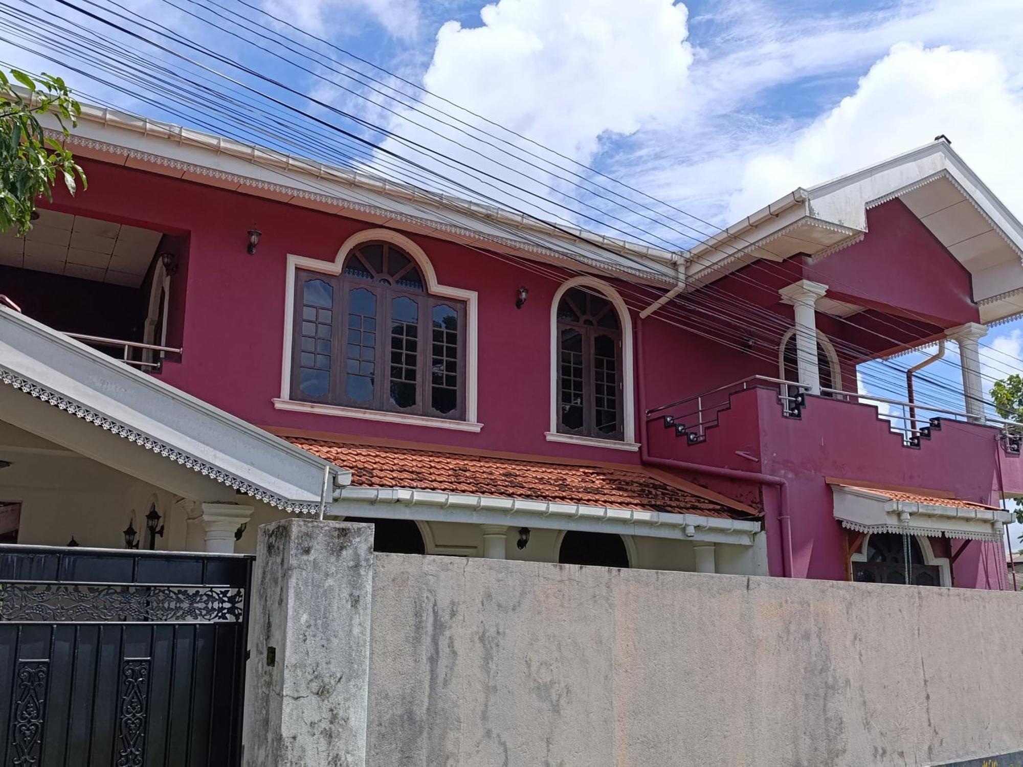 S And P Airport Transit Hostel And Villa 01 Негомбо Екстериор снимка