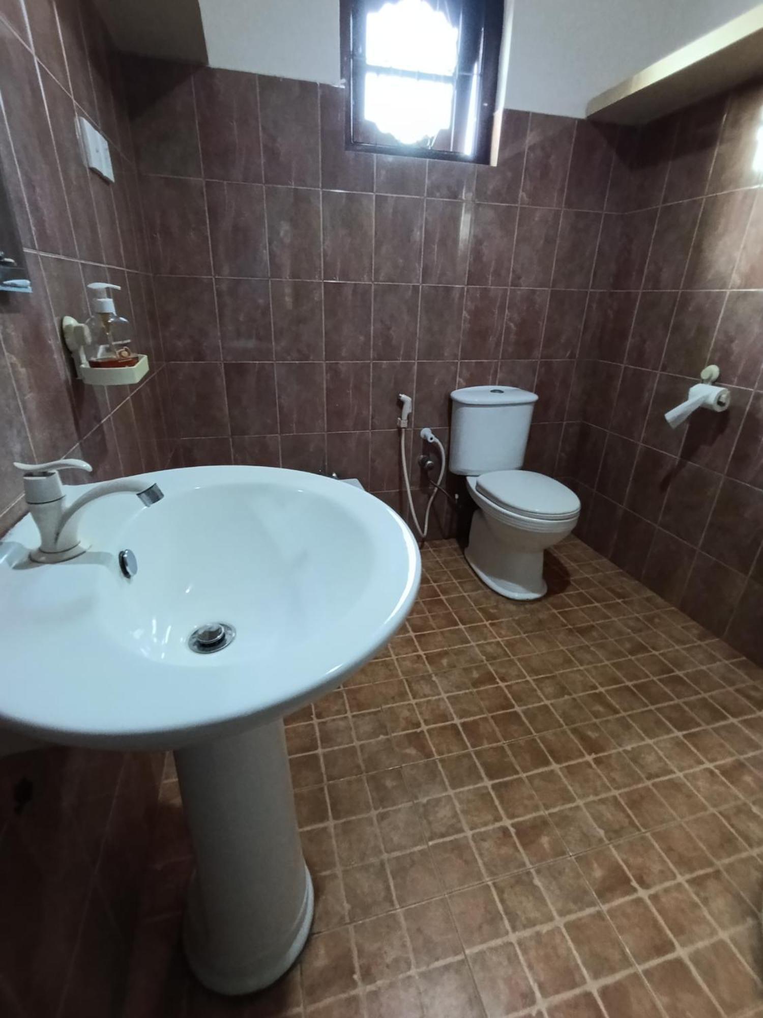 S And P Airport Transit Hostel And Villa 01 Негомбо Екстериор снимка